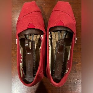 TOMS Classic Canvas Slip-on Shoes